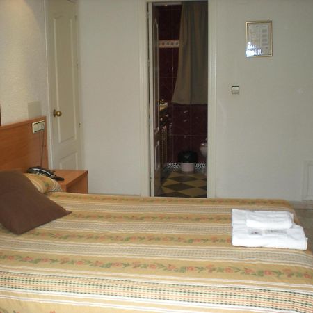 טורמולינוס Hotel New Sanz מראה חיצוני תמונה